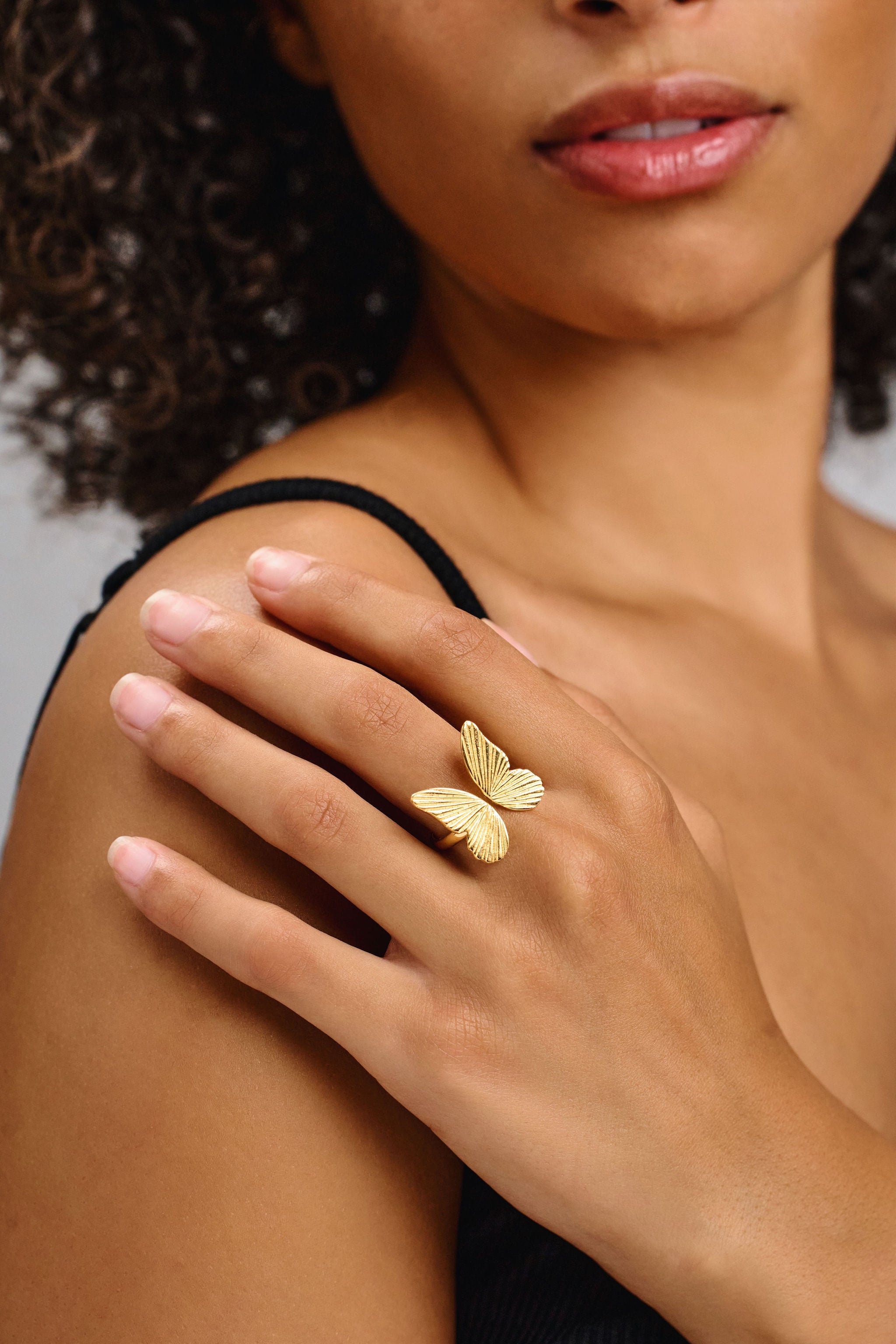 Alexander mcqueen butterfly ring deals
