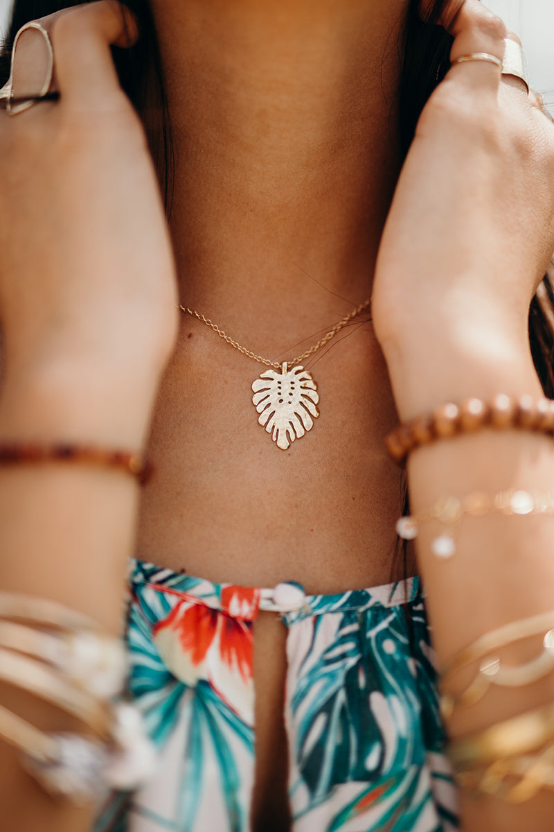 Manoa Monstera Leaf necklace – [ki-ele]