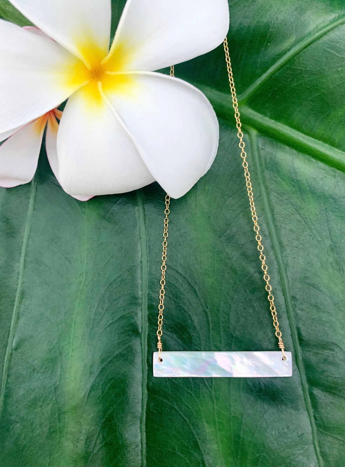 Siargao Mother-of-Pearl Bar necklace