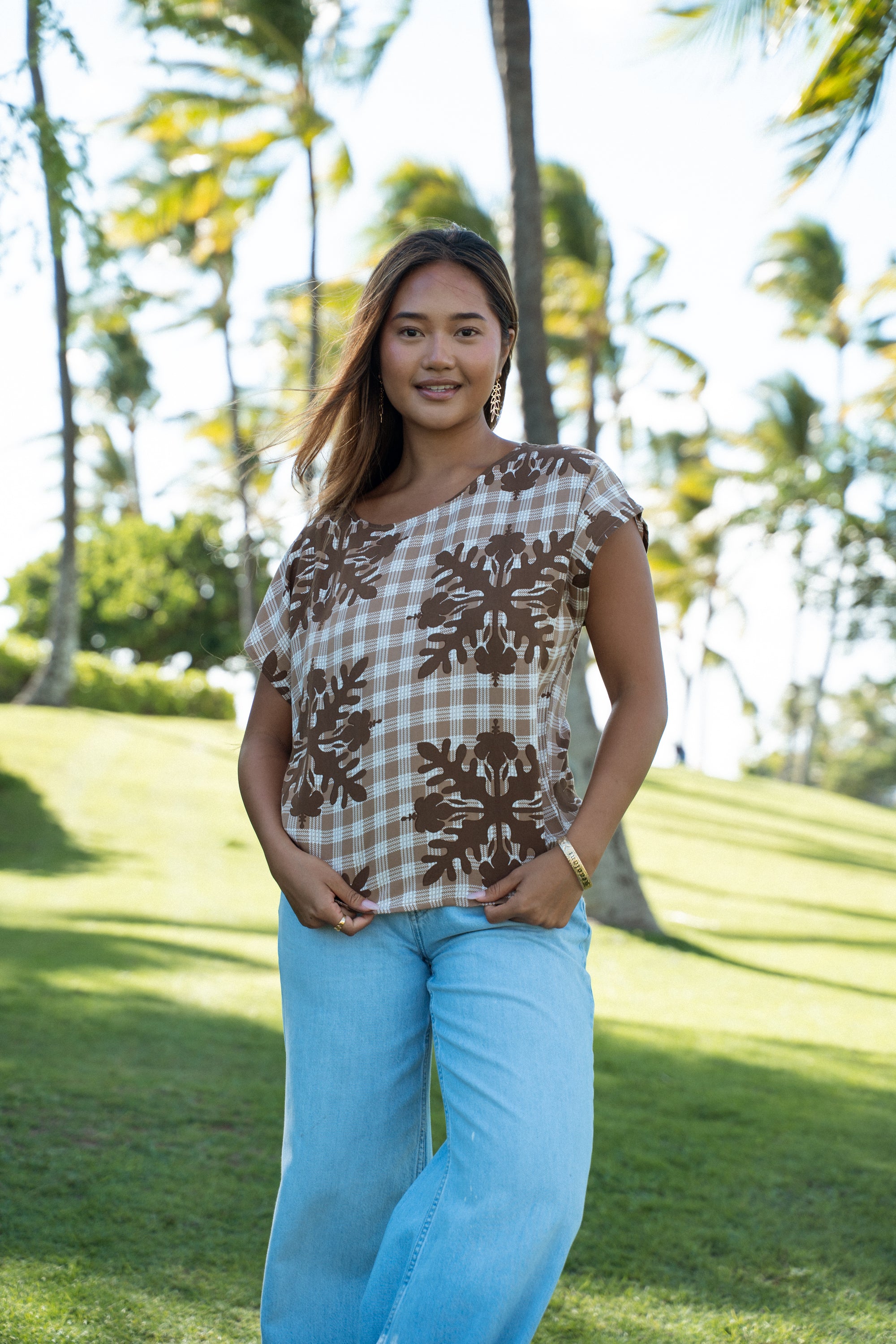 Caly Top Hibiscus Hawaiian Quilt