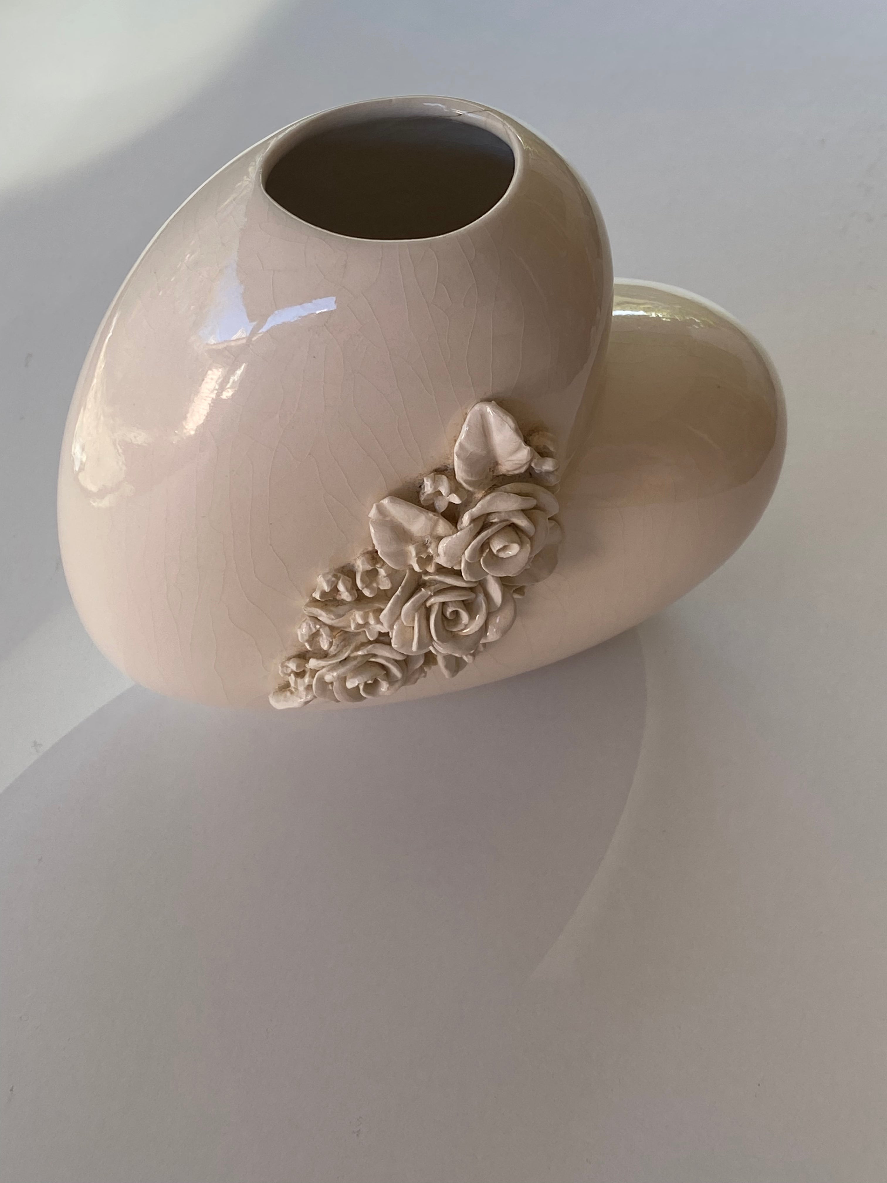 Sweetheart Roses Ceramic Vase