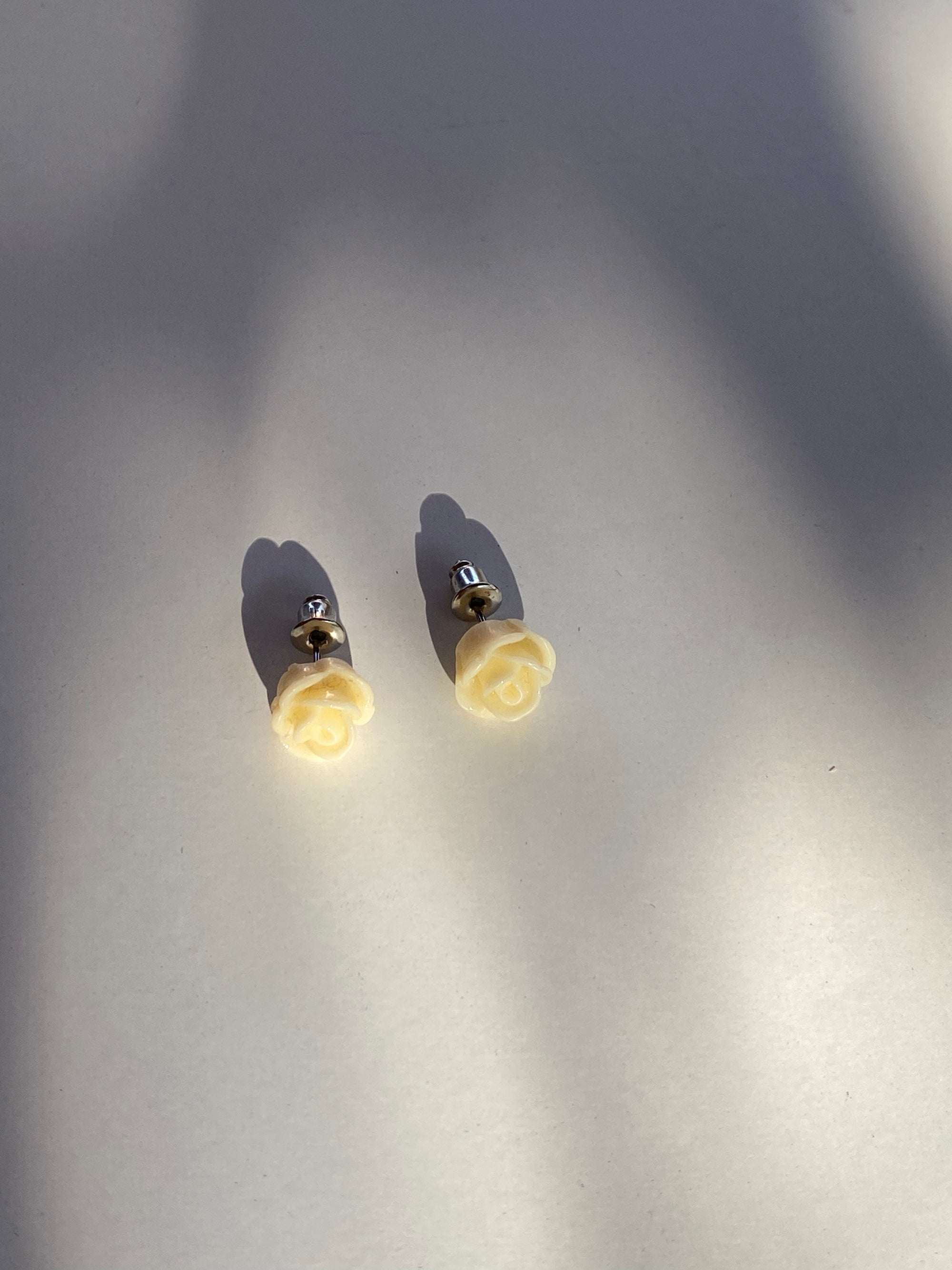 Mini Rose studs