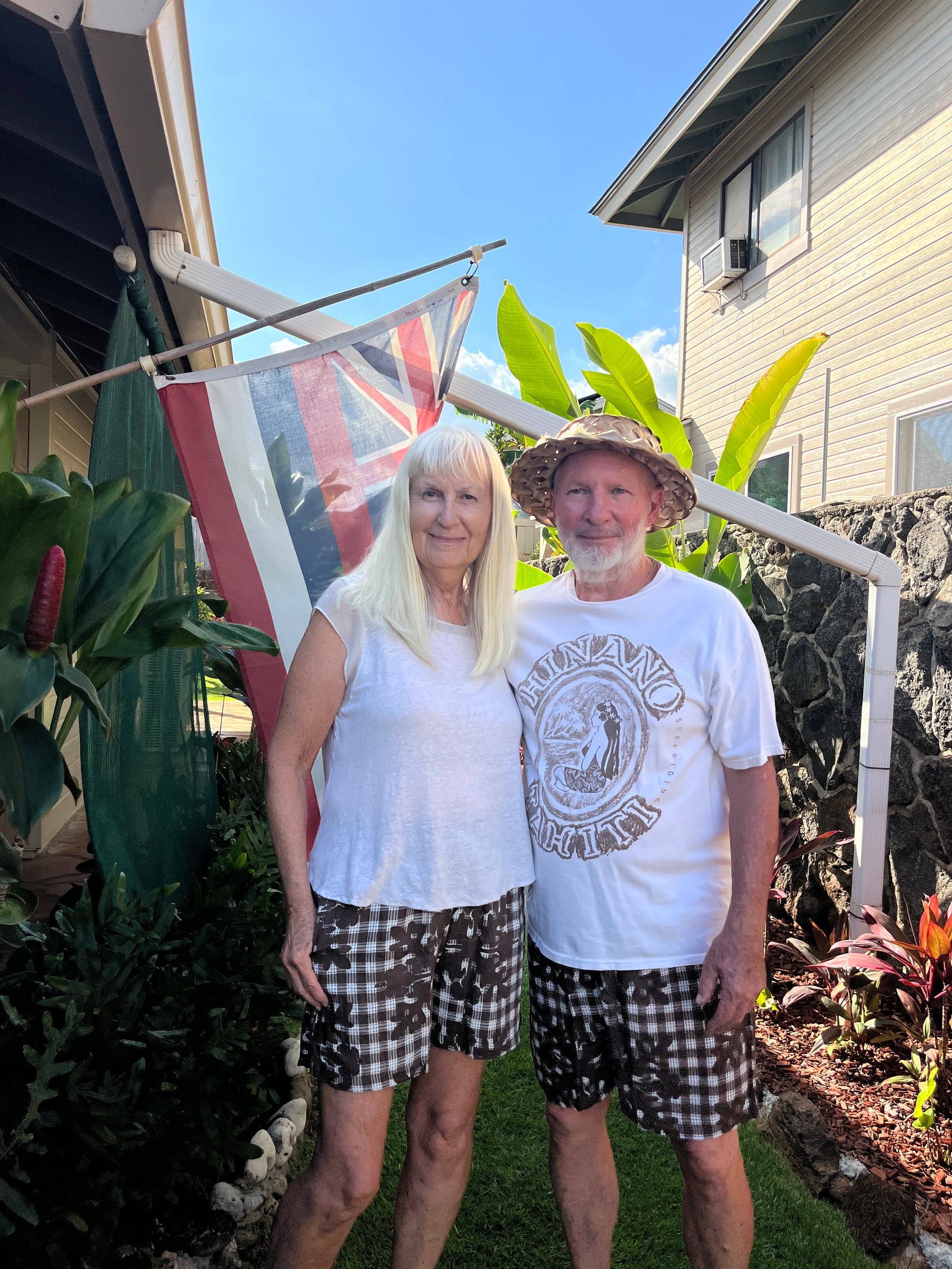 Unisex shorts Hibiscus Hawaiian Quilt