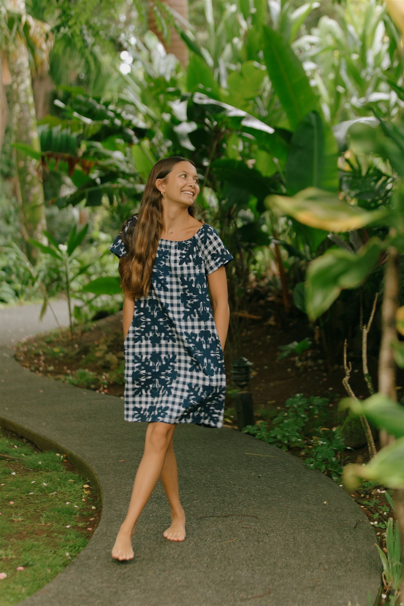 Rissa Dress Hibiscus Hawaiian Quilt Rissa Dress Hibiscus Hawaiian Quilt