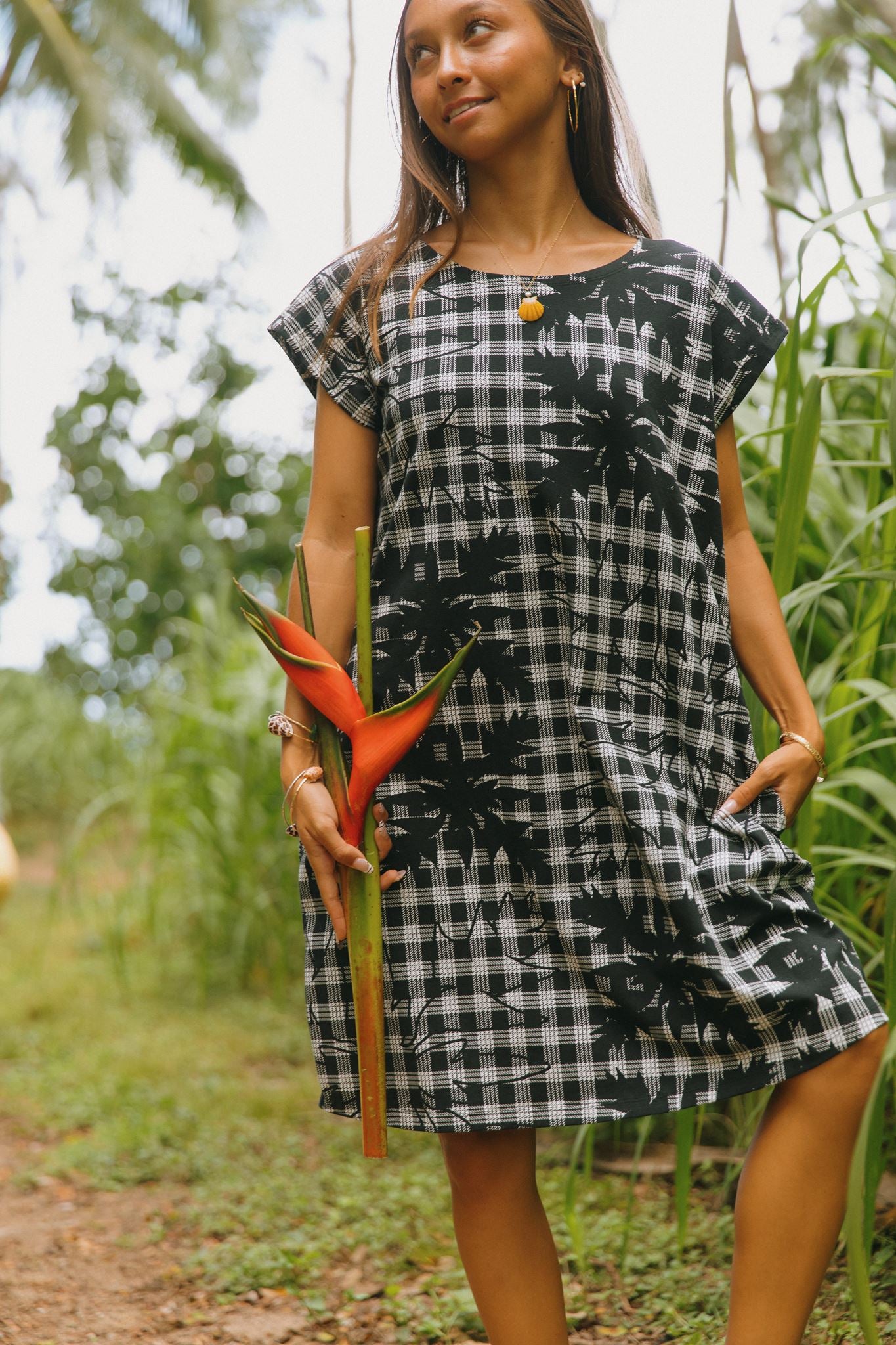 Hannah Dress Heliconia Quilt