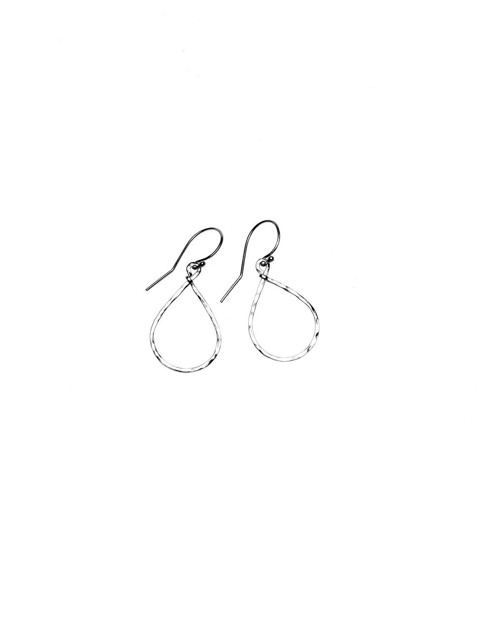 Chloe Petite Teardrop earrings