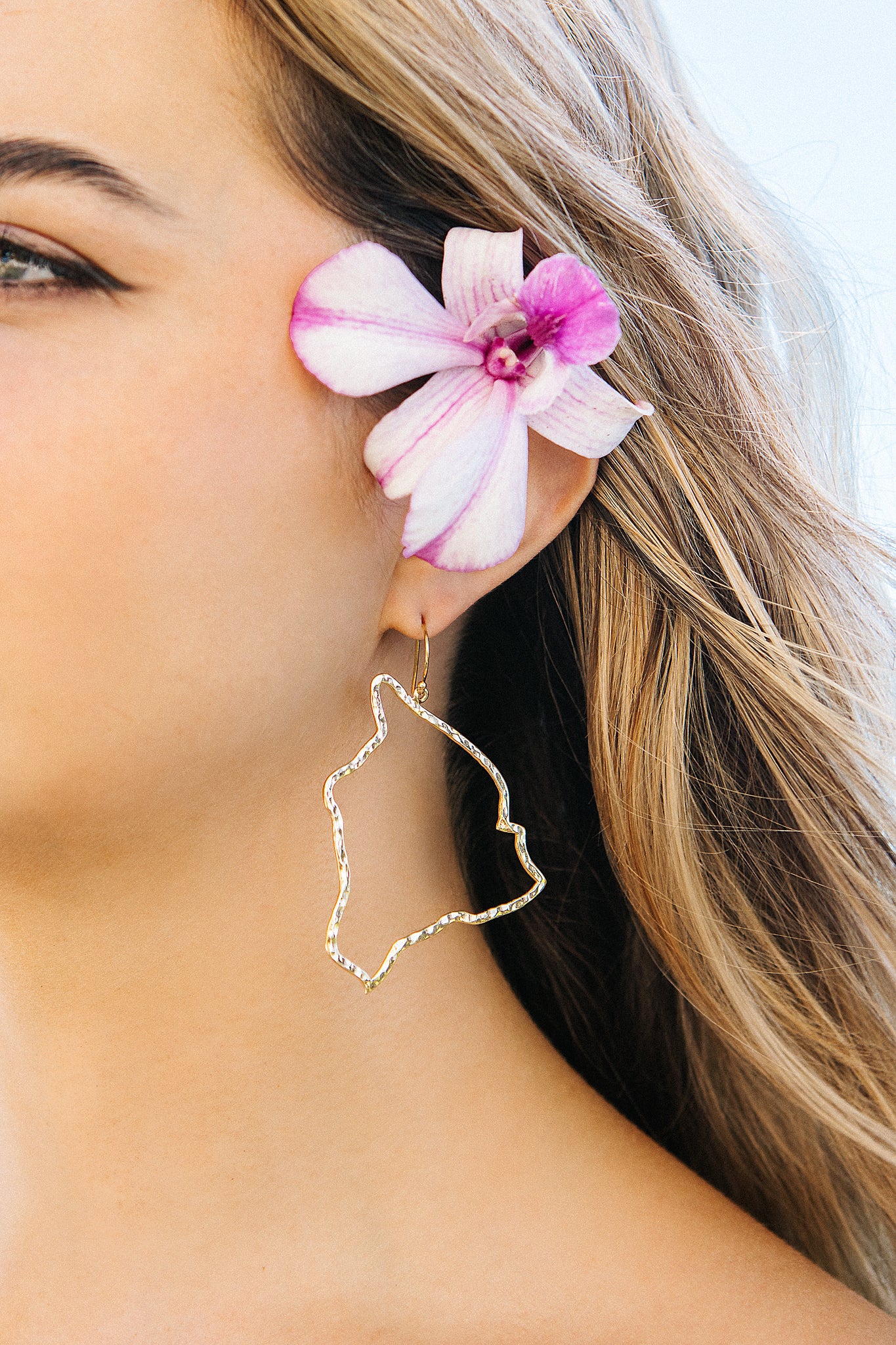 Big Island Statement Silhouette drop earrings