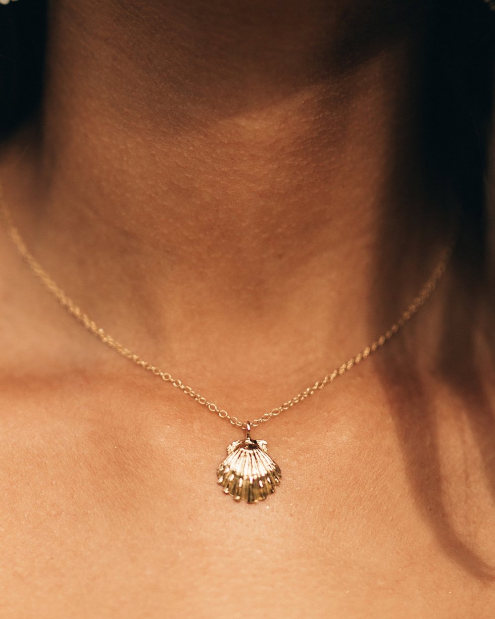 Golden Sunrise Shell necklace