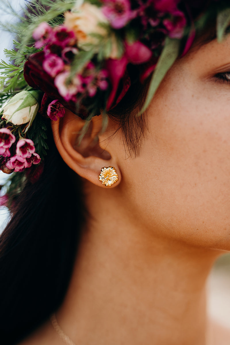 Aloha Hibiscus studs