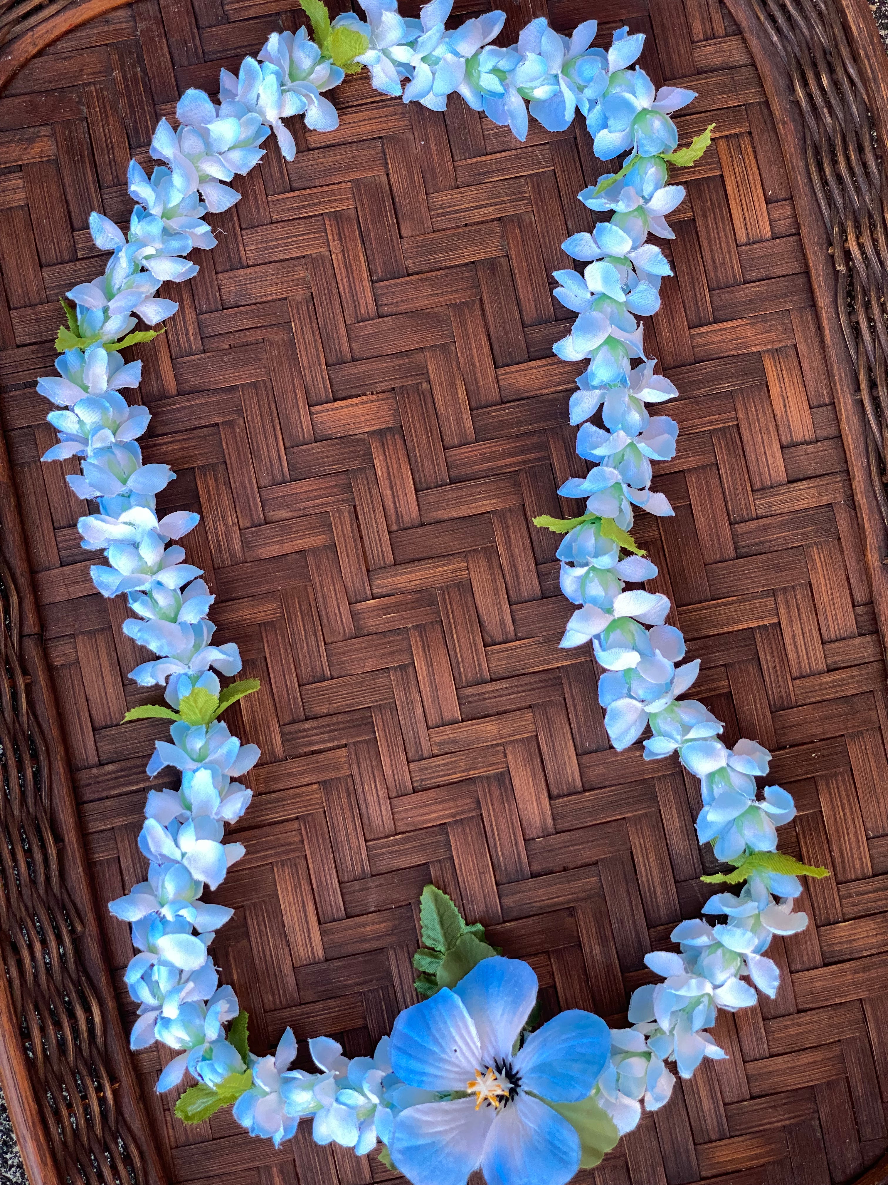 Blue Hawaii Flower Lei