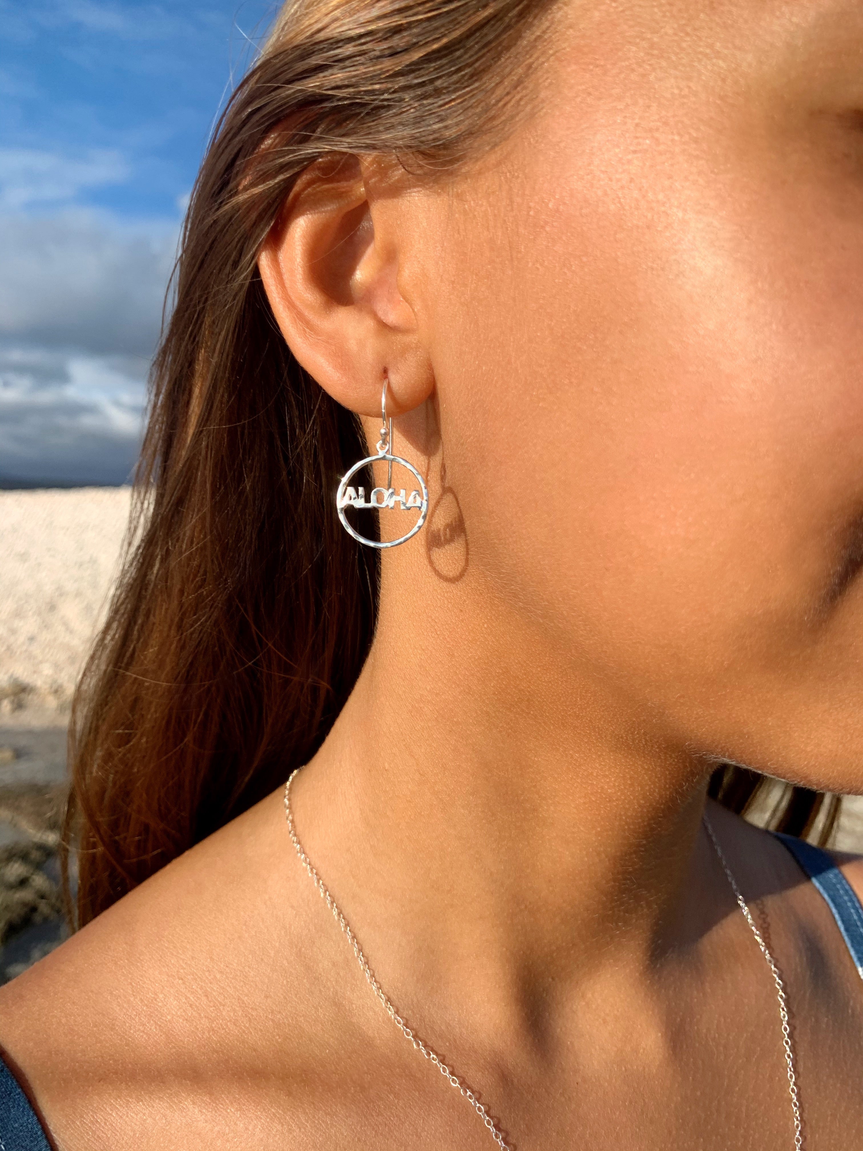 Aloha Petite hoop earrings