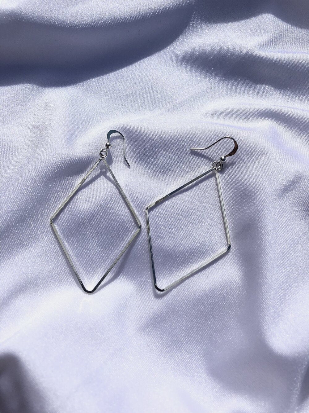 *BUNDLE + SAVE Diamond drop earrings