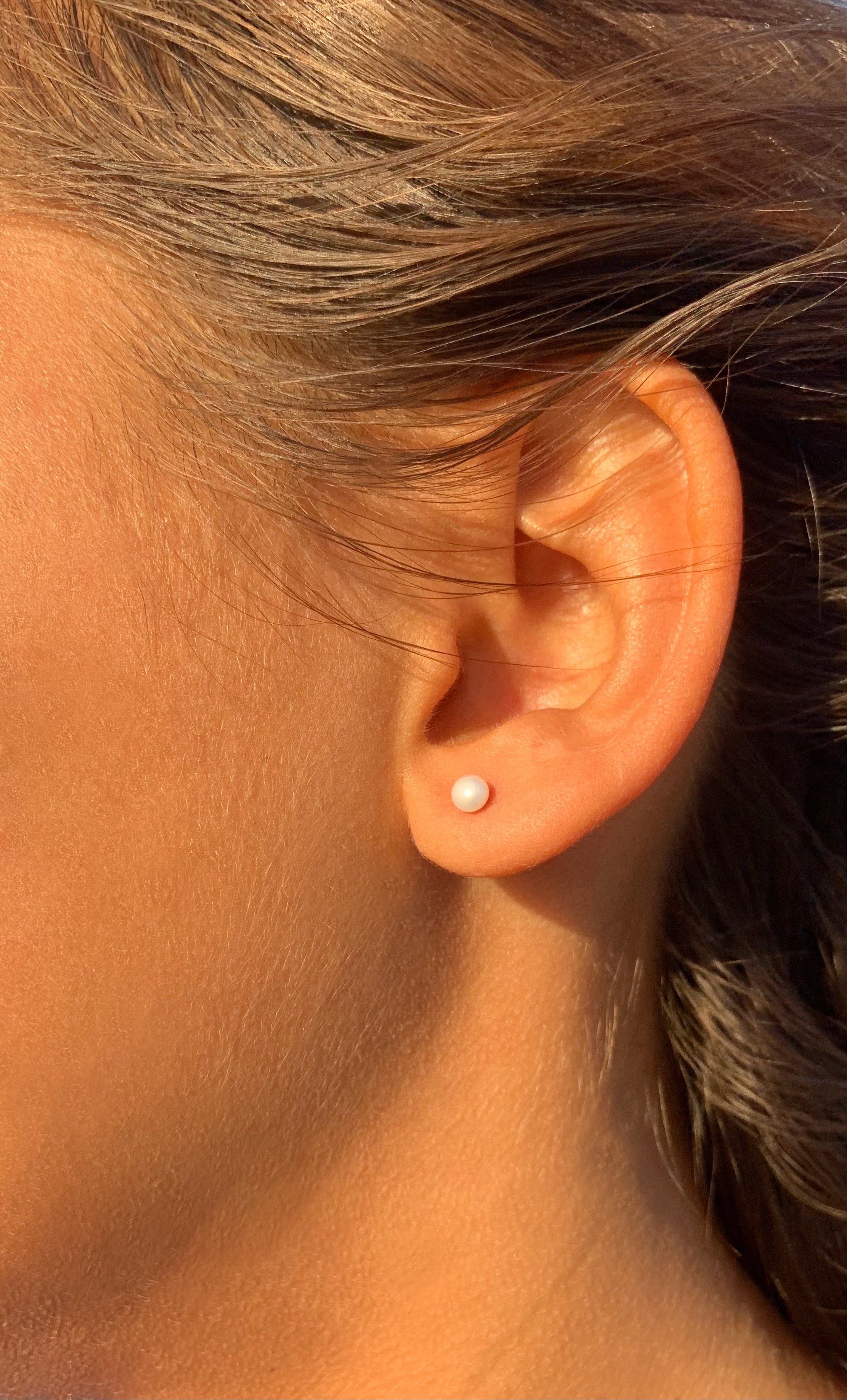 *LAST ONES 3mm White Freshwater Pearl studs
