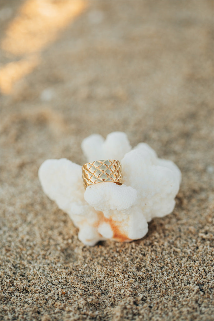 Pineapple Texture Band ring