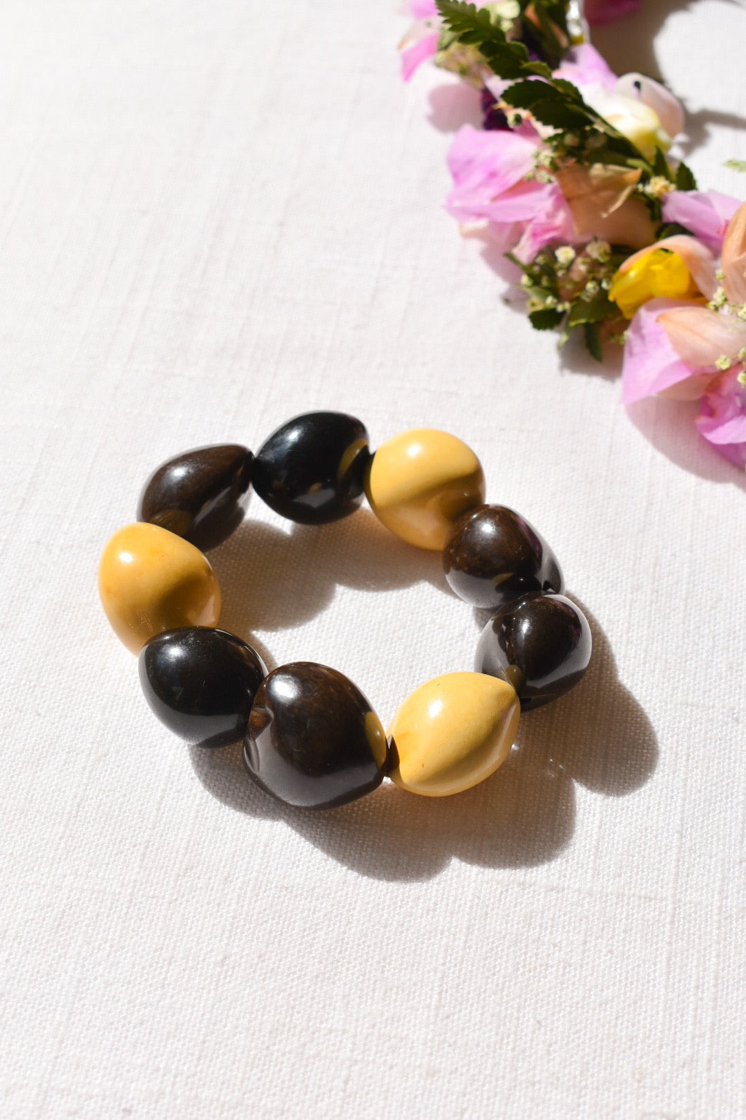 Kona Kukui Nut bracelet